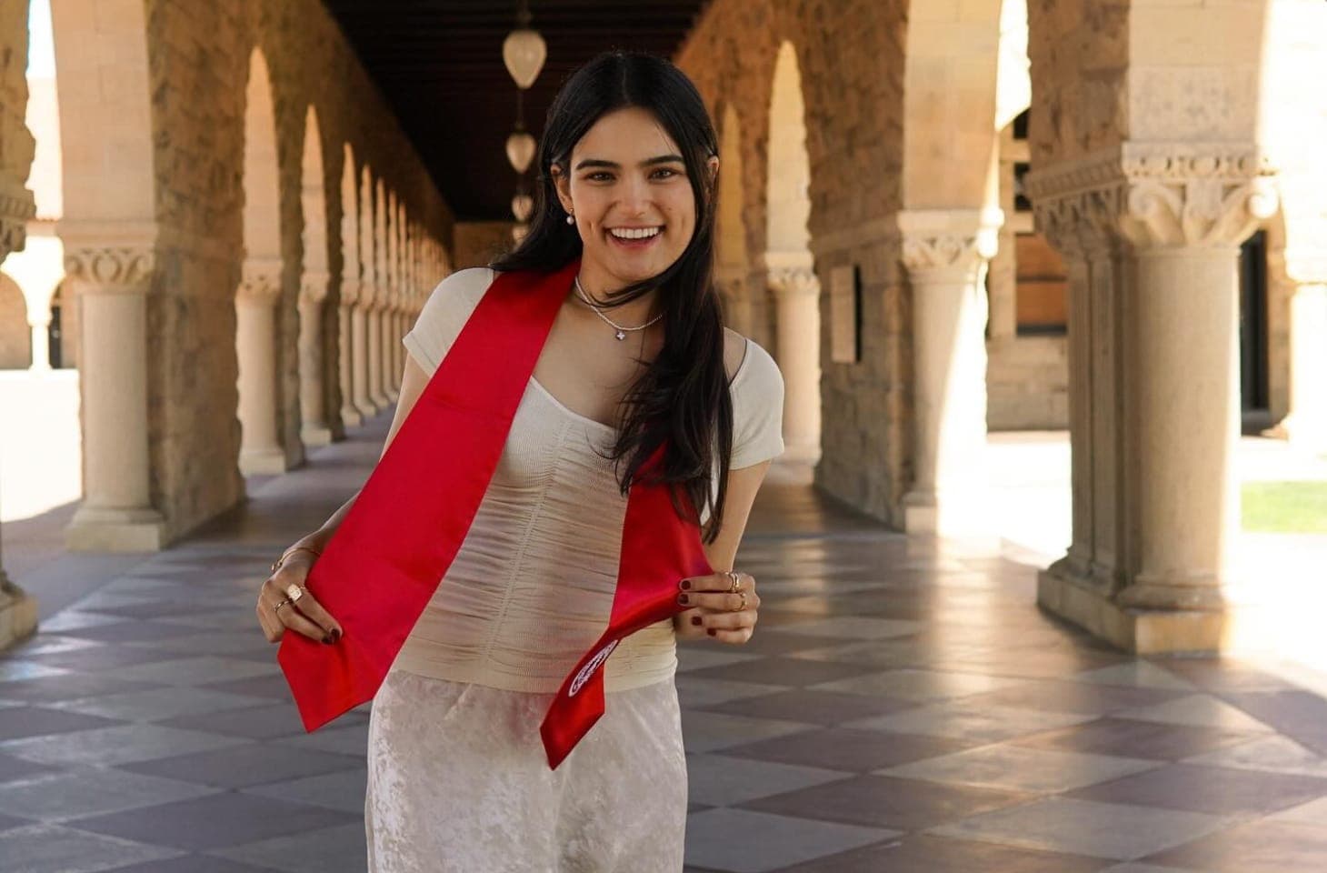 TKS alumna Ananya Chadha wearing a Stanford graduation stole